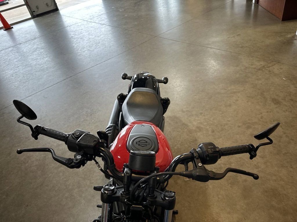 Used 2023 Harley-Davidson® Sportbike Motorcycle - Image 9