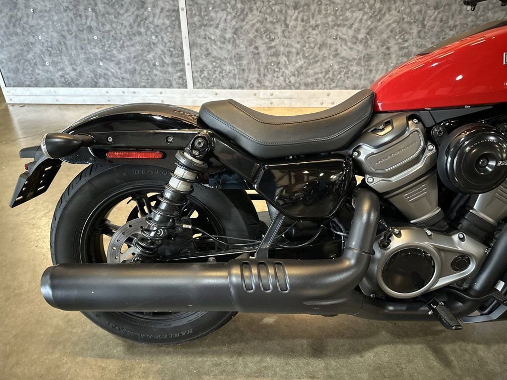 Used 2023 Harley-Davidson® Sportbike Motorcycle - Image 12