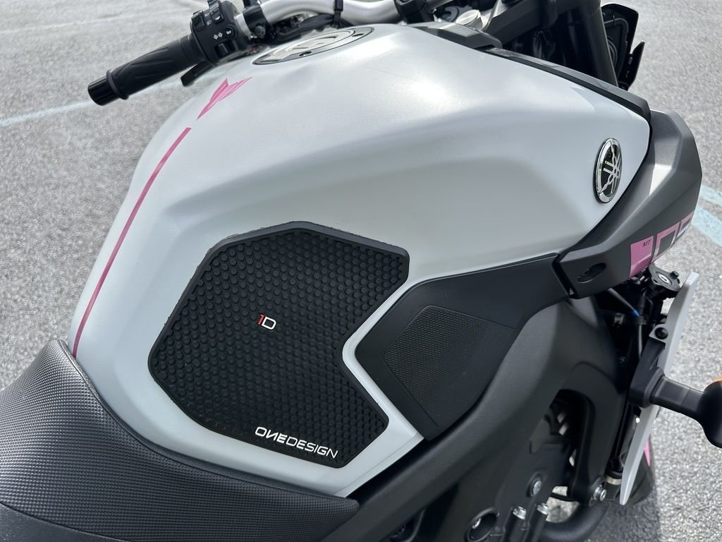 Used 2020 Yamaha Standard MT-09 For Sale - Image 3