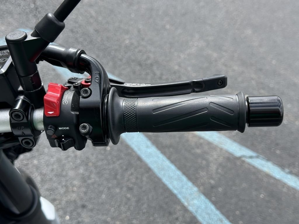 Used 2020 Yamaha Standard MT-09 For Sale - Image 5