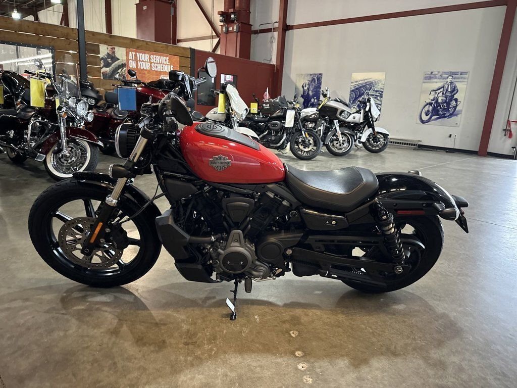 Used 2023 Harley-Davidson® Sportbike Motorcycle - Image 25