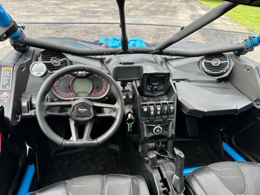 Pre-Owned 2018 Can-Am Maverick 900 X3 X rc Turbo R - Image 4