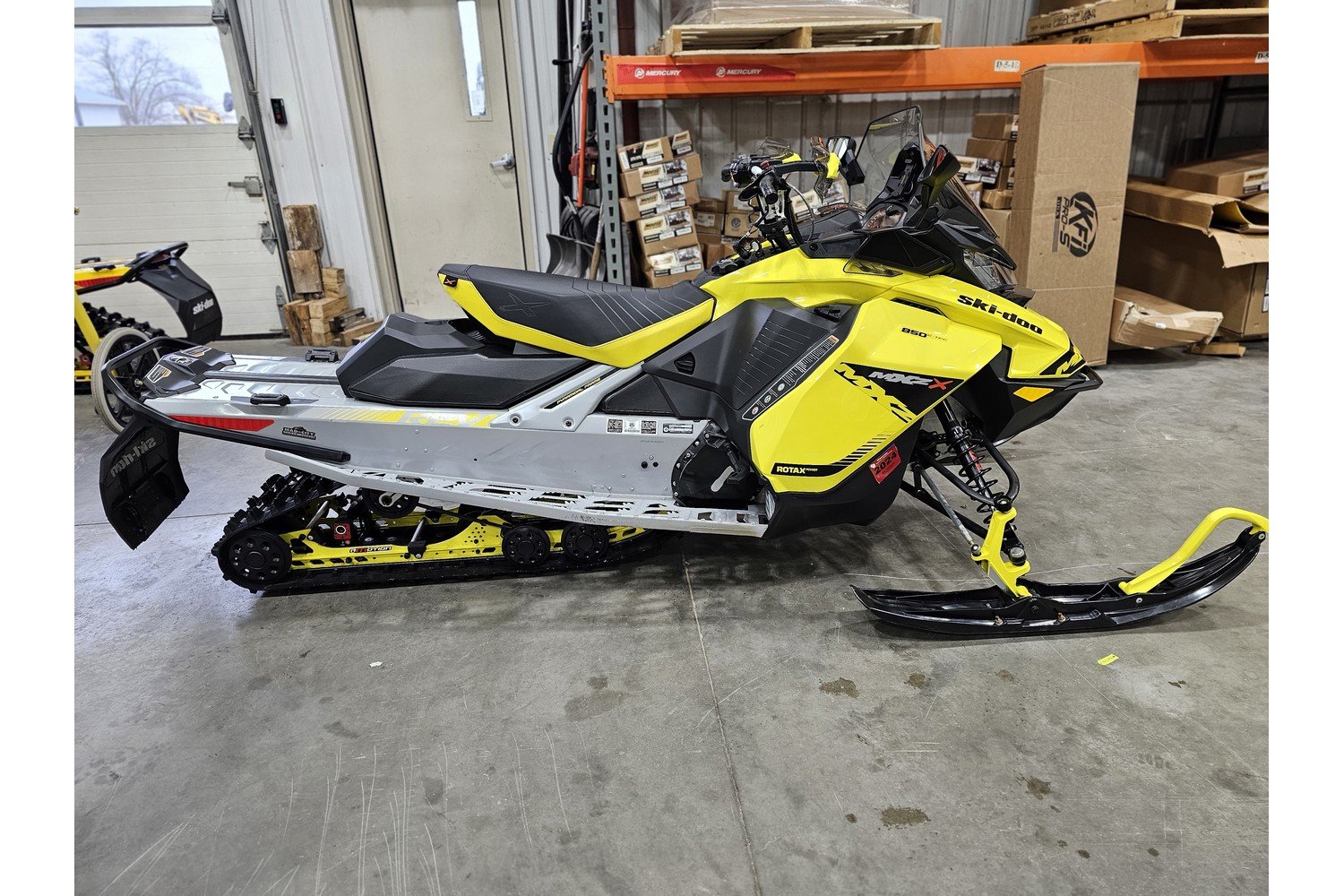 Used 2019 Ski-Doo Snowmobile MXZ X 850 ETEC - Image 6