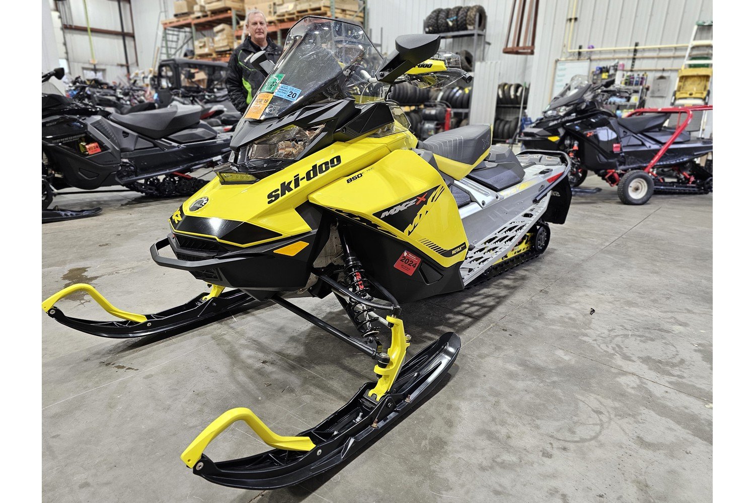 Used 2019 Ski-Doo Snowmobile MXZ X 850 ETEC - Image 19