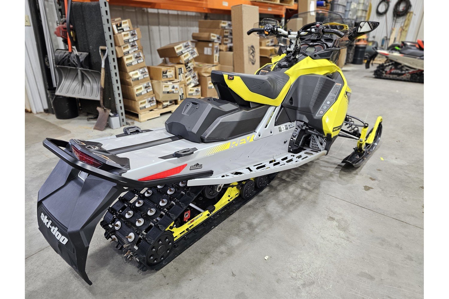 Used 2019 Ski-Doo Snowmobile MXZ X 850 ETEC - Image 14