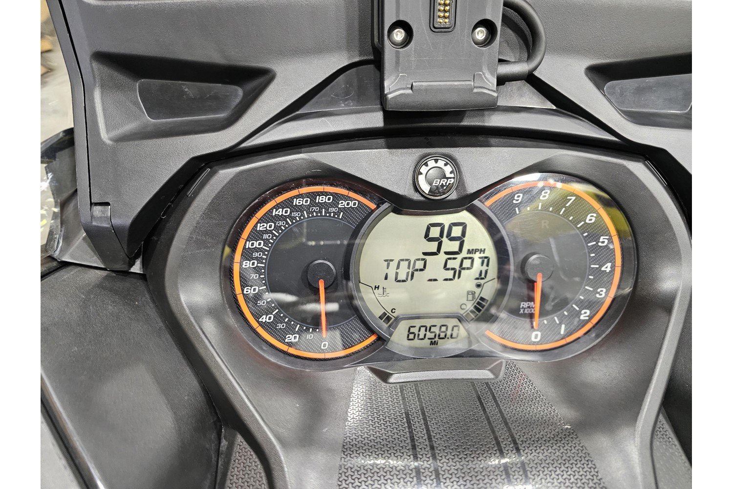 Used 2019 Ski-Doo Snowmobile MXZ X 850 ETEC - Image 11