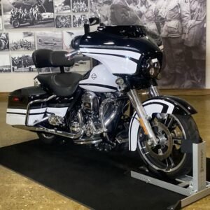 2016 Harley-Davidson® FLHXS - Street Glide® Special