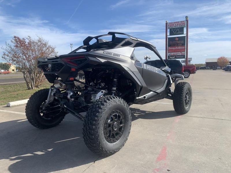 2024 Can-Am® Maverick R X RS Triple Black - Image 15