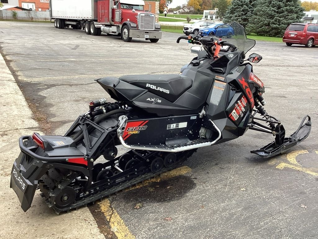 Used 2018 Polaris Snowmobile 800 Switchback XCR - Image 5