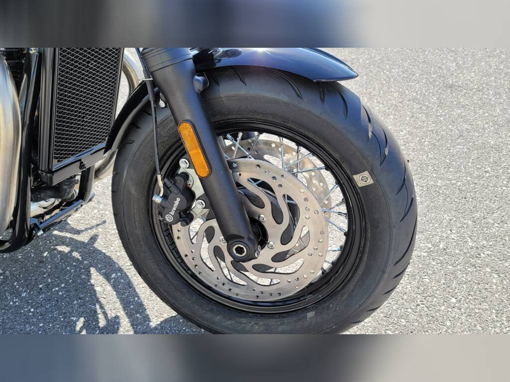 2023 TRIUMPH BONNEVILLE BOBBER - Image 16