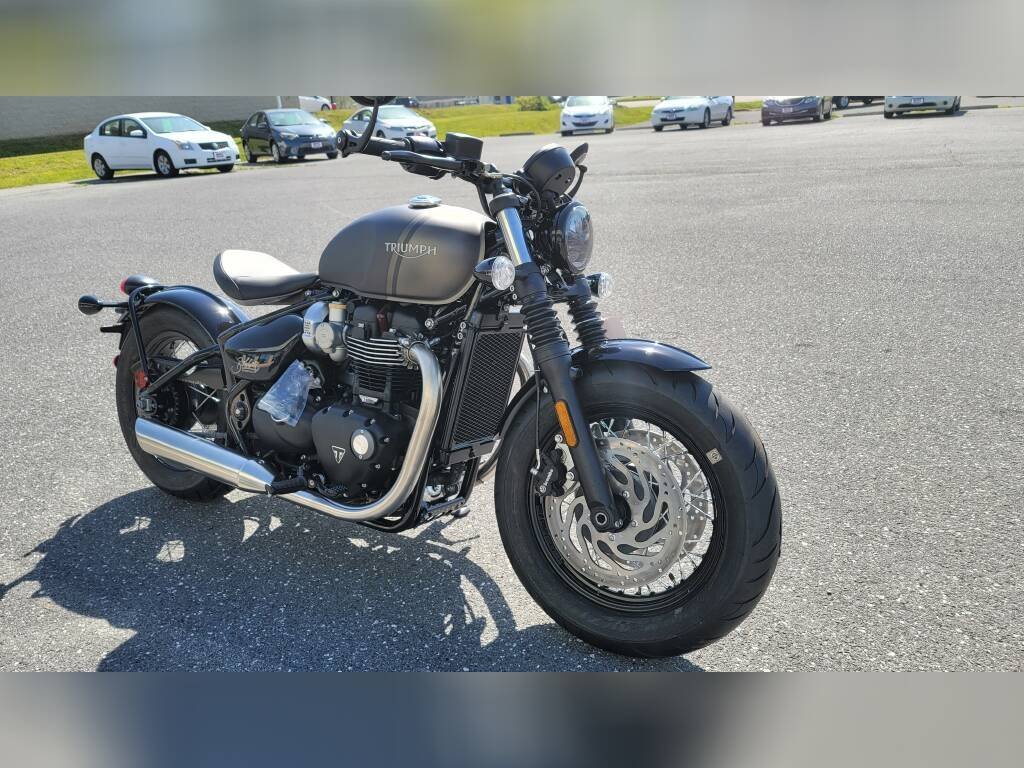 2023 TRIUMPH BONNEVILLE BOBBER - Image 15