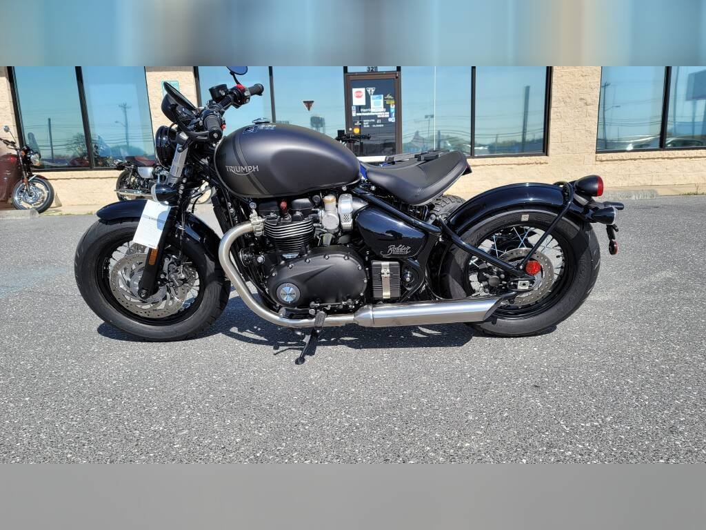 2023 TRIUMPH BONNEVILLE BOBBER - Image 10