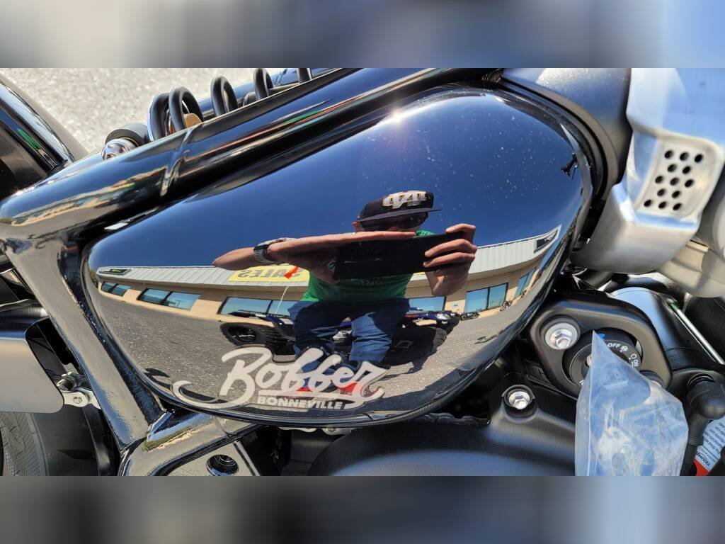 2023 TRIUMPH BONNEVILLE BOBBER - Image 12