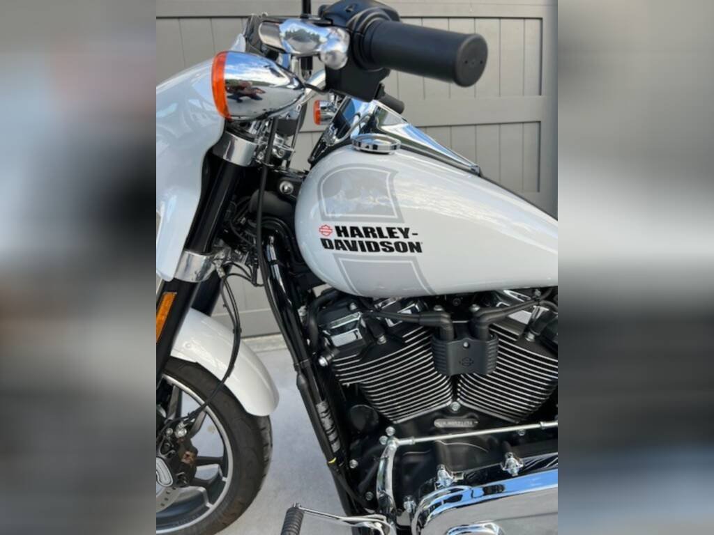 2021 Harley-Davidson SPORT GLIDE - Image 8