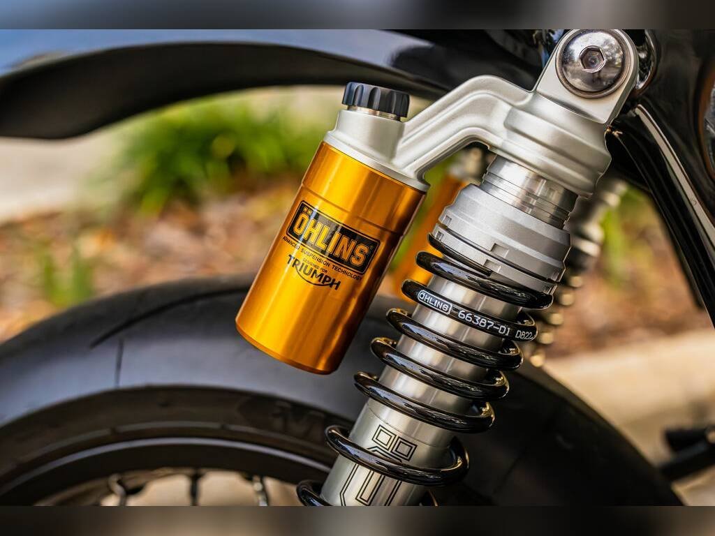 2023 Triumph Thruxton RS Competition Green / Silver Ice - Image 6