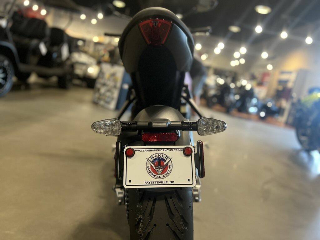 2023 Triumph Trident 660 Matte Baja Orange / Matte Storm Grey - Image 5