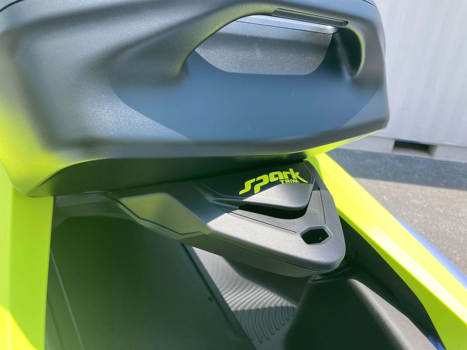 New 2024 Sea-Doo Two Seater Personal Watercraft SPARK TRIXX 3UP 90HP - Image 14