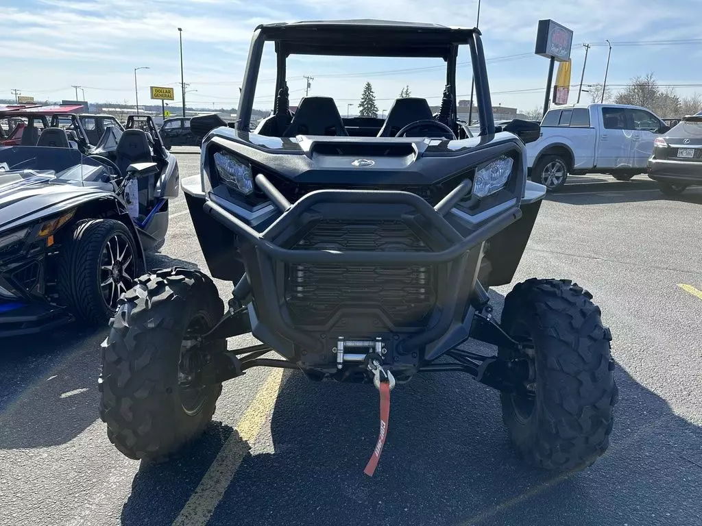 Pre-Owned 2021 Can-Am Commander XT For Sale - Image 9