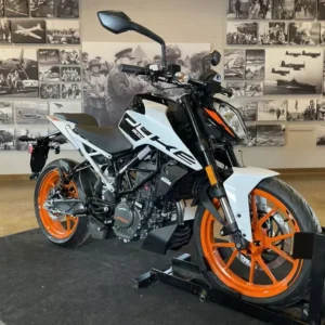 2022 KTM 200 Duke
