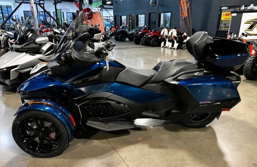 New 2024 Can-Am Trike Motorcycle Spyder RT Limited Dark Wheels For Sale - Image 10