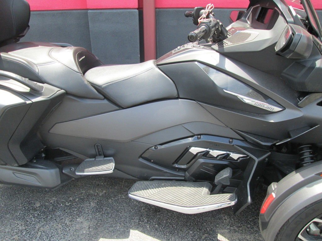 Used 2022 Can-Am Trike Motorcycle Spyder RT Limited Dark Wheels For Sale - Image 3