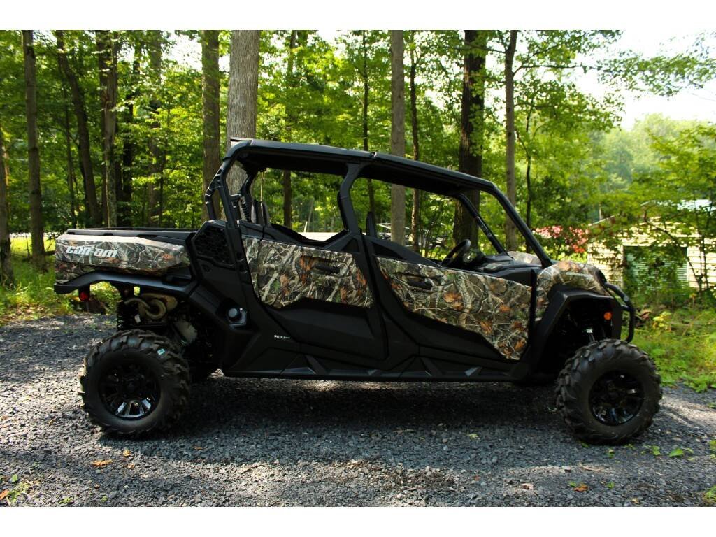 2024 Can-Am Commander MAX XT 1000R - Image 6