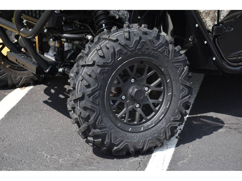 2024 Kawasaki Teryx4 S Camo - Image 9