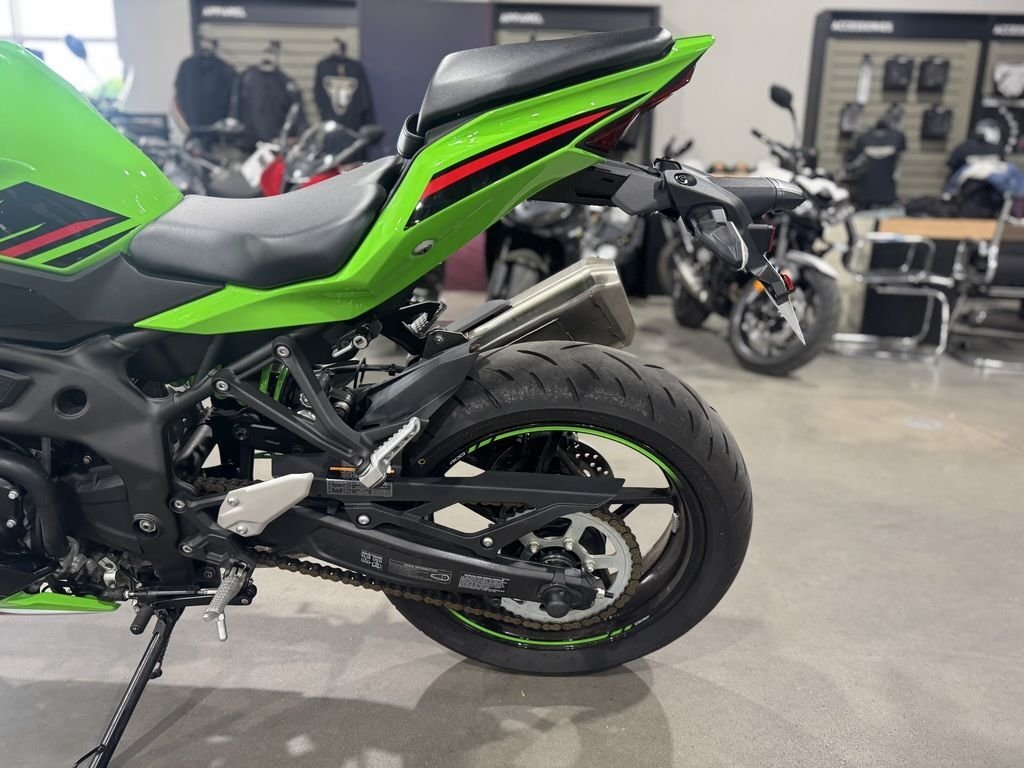 Used 2023 Kawasaki Ninja® ZX -4RR KRT Edition For Sale - Image 3