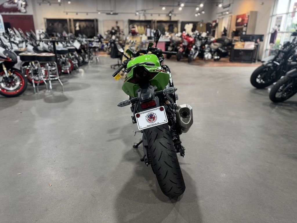 Used 2023 Kawasaki Ninja® ZX -4RR KRT Edition For Sale - Image 15