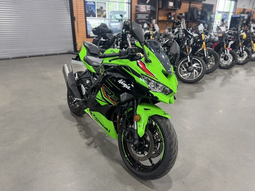 Used 2023 Kawasaki Ninja® ZX -4RR KRT Edition For Sale - Image 18