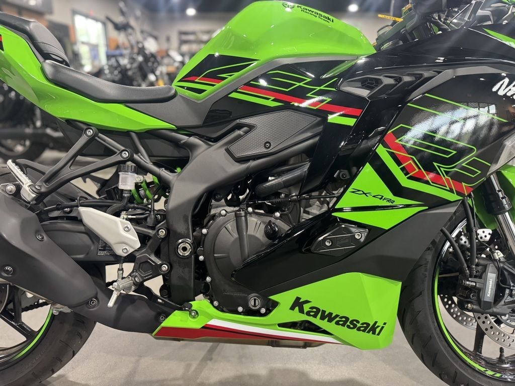 Used 2023 Kawasaki Ninja® ZX -4RR KRT Edition For Sale - Image 20