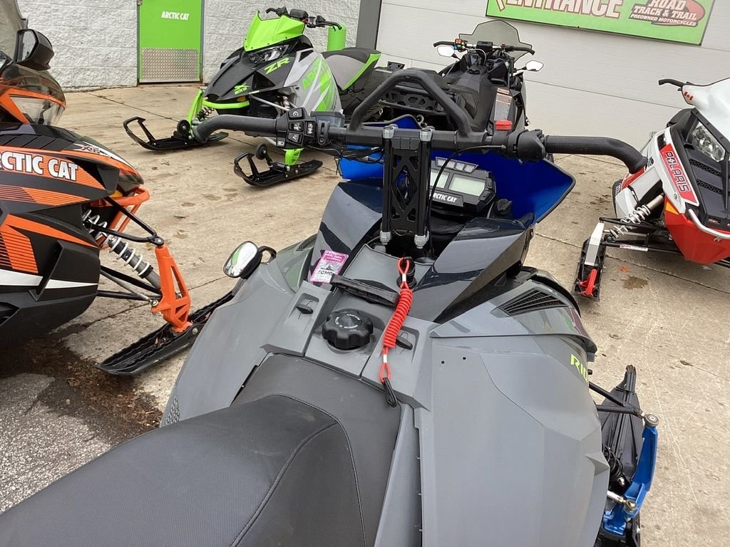 Used 2020 Arctic Cat® Snowmobile Riot 8000 146"/1.60" - Image 5