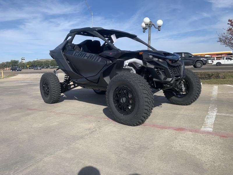 2024 Can-Am® Maverick R X RS Triple Black