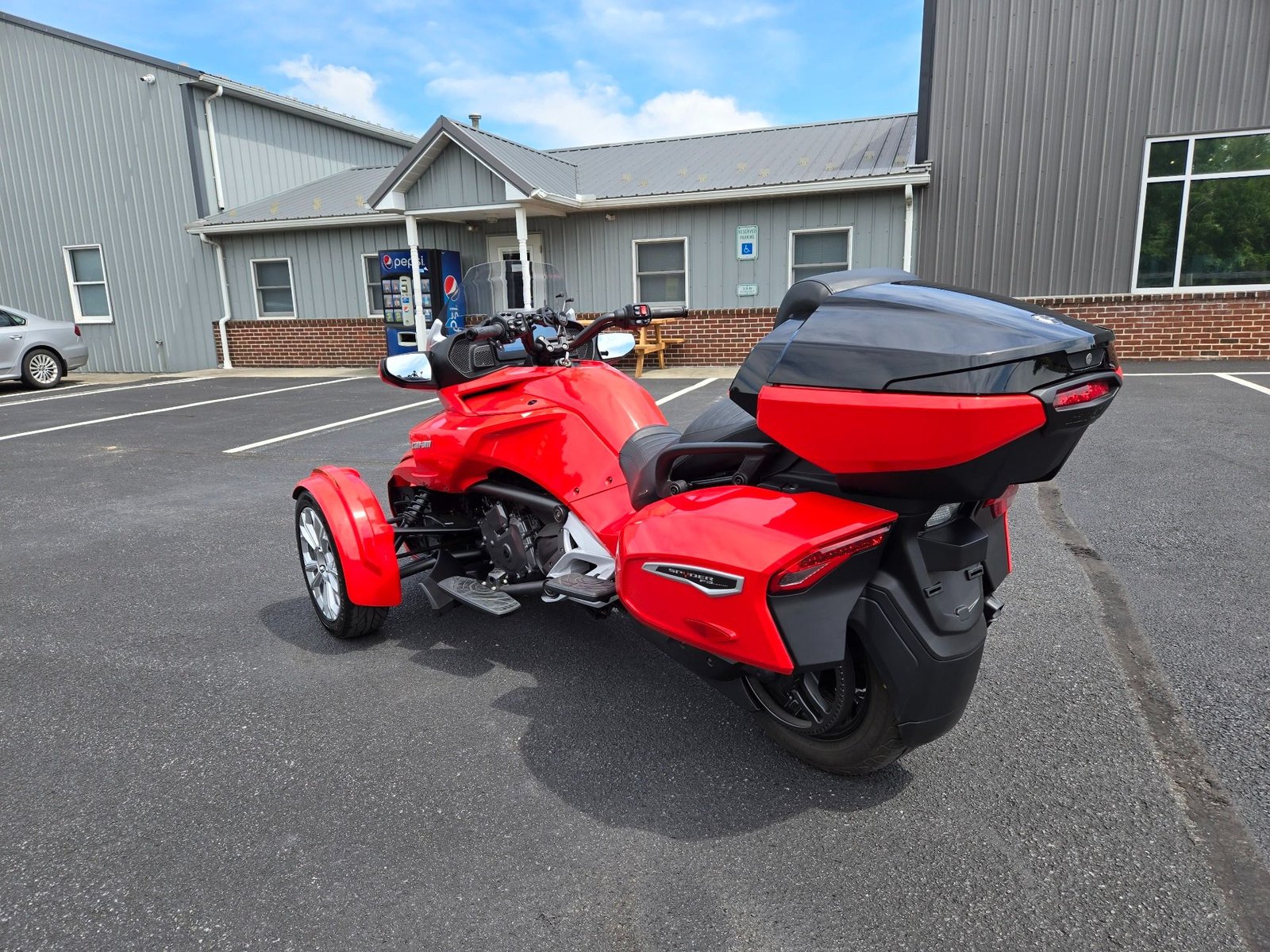 New 2024 Can-Am Spyder F3 Limited For Sale - Image 4