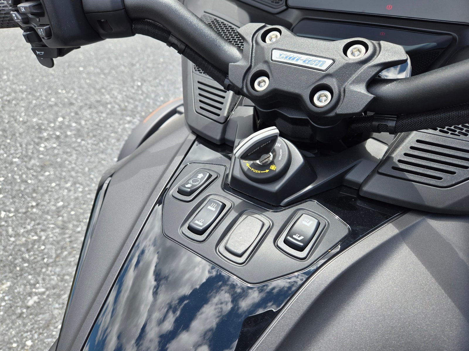 New 2024 Can-Am Spyder RT Limited For Sale - Image 16