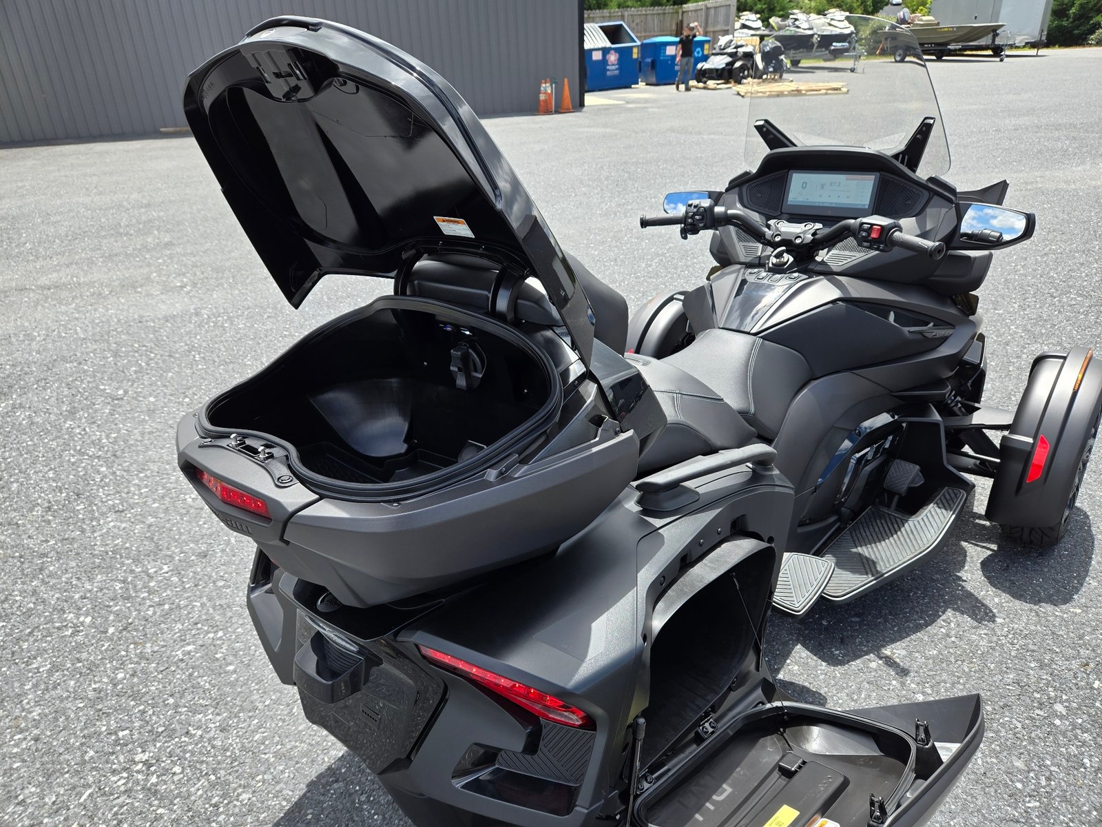 New 2024 Can-Am Spyder RT Limited For Sale - Image 18