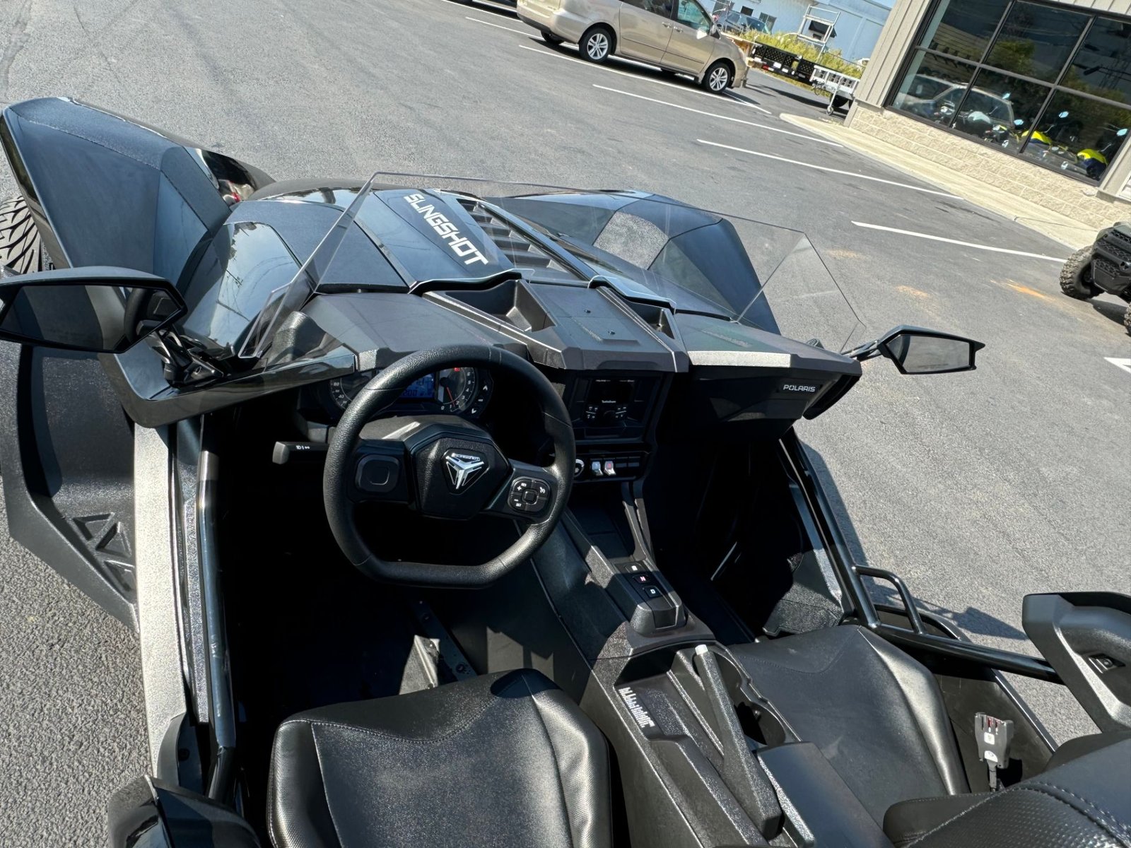 Pre-Owned 2024 Polaris Slingshot S w/ Technology Package 1 - AutoDrive - Image 16