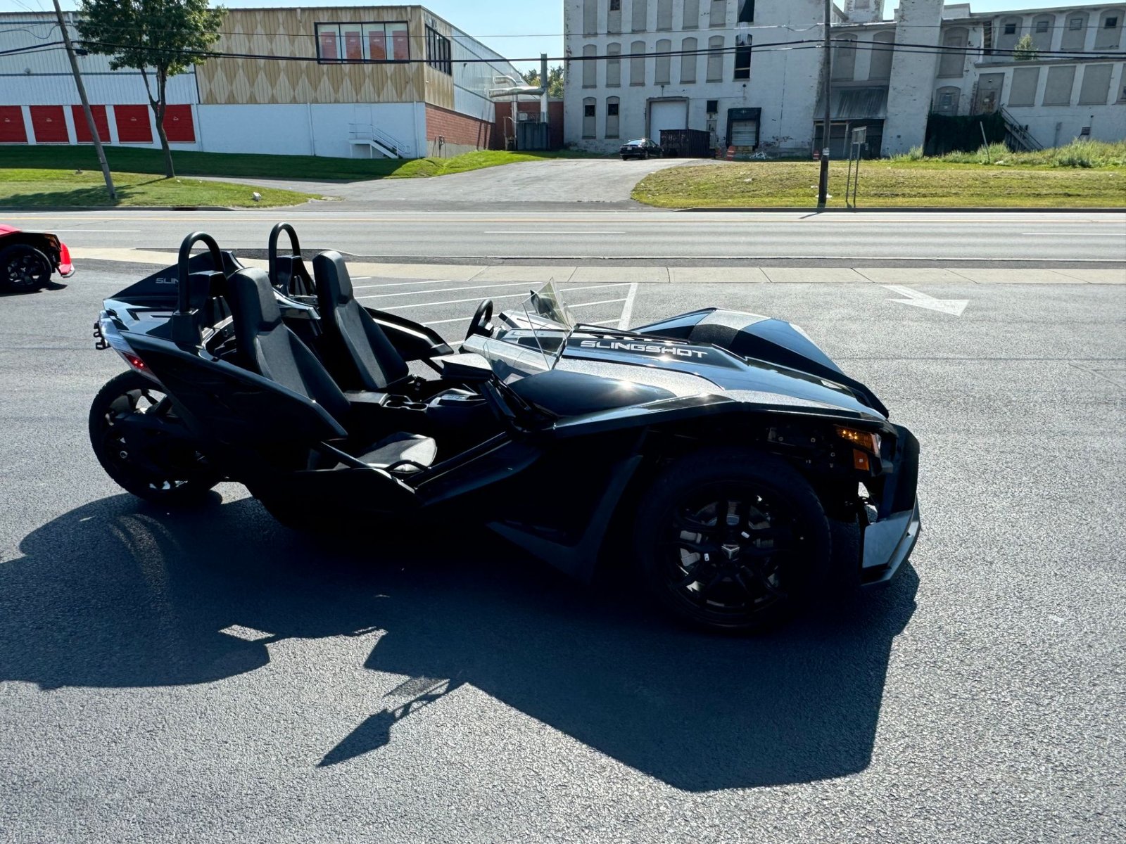 Pre-Owned 2024 Polaris Slingshot S w/ Technology Package 1 - AutoDrive - Image 9