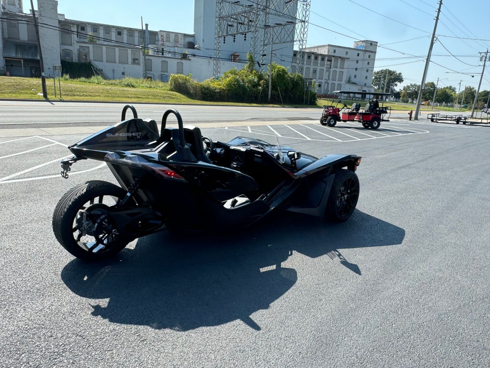 Pre-Owned 2024 Polaris Slingshot S w/ Technology Package 1 - AutoDrive - Image 10
