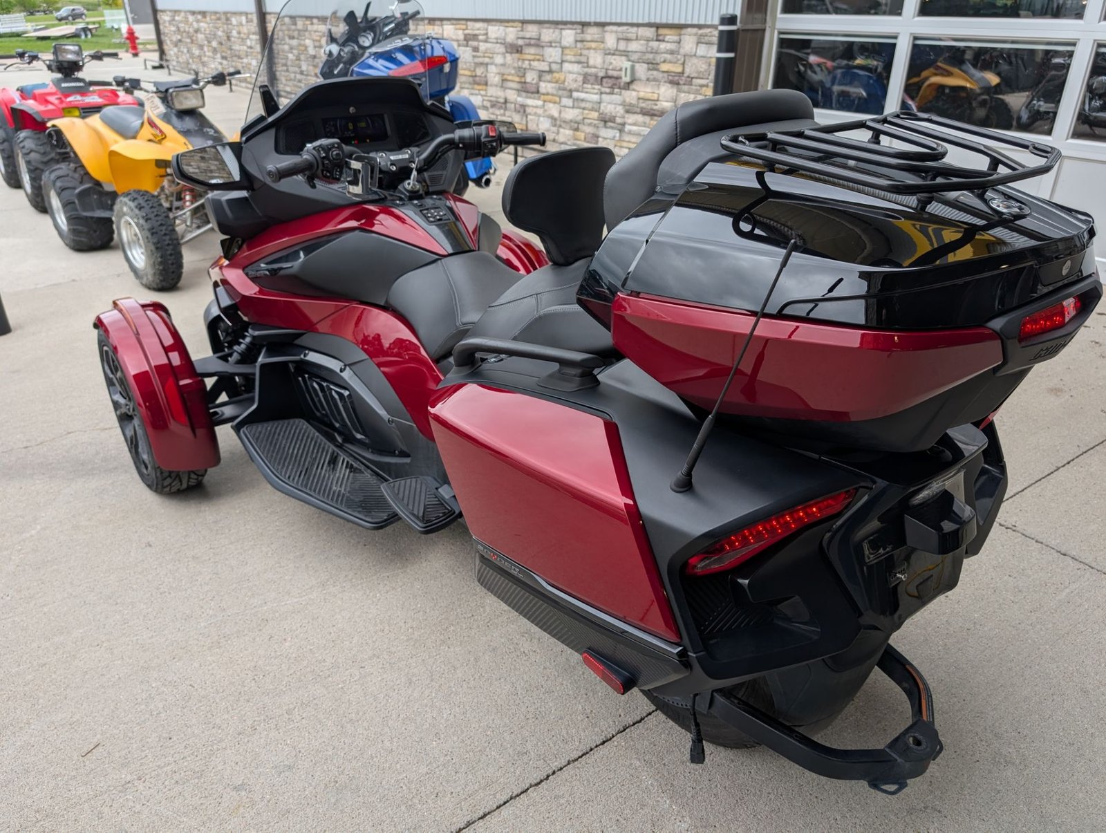 Pre-Owned 2021 Can-Am Spyder RT Limited - Image 7
